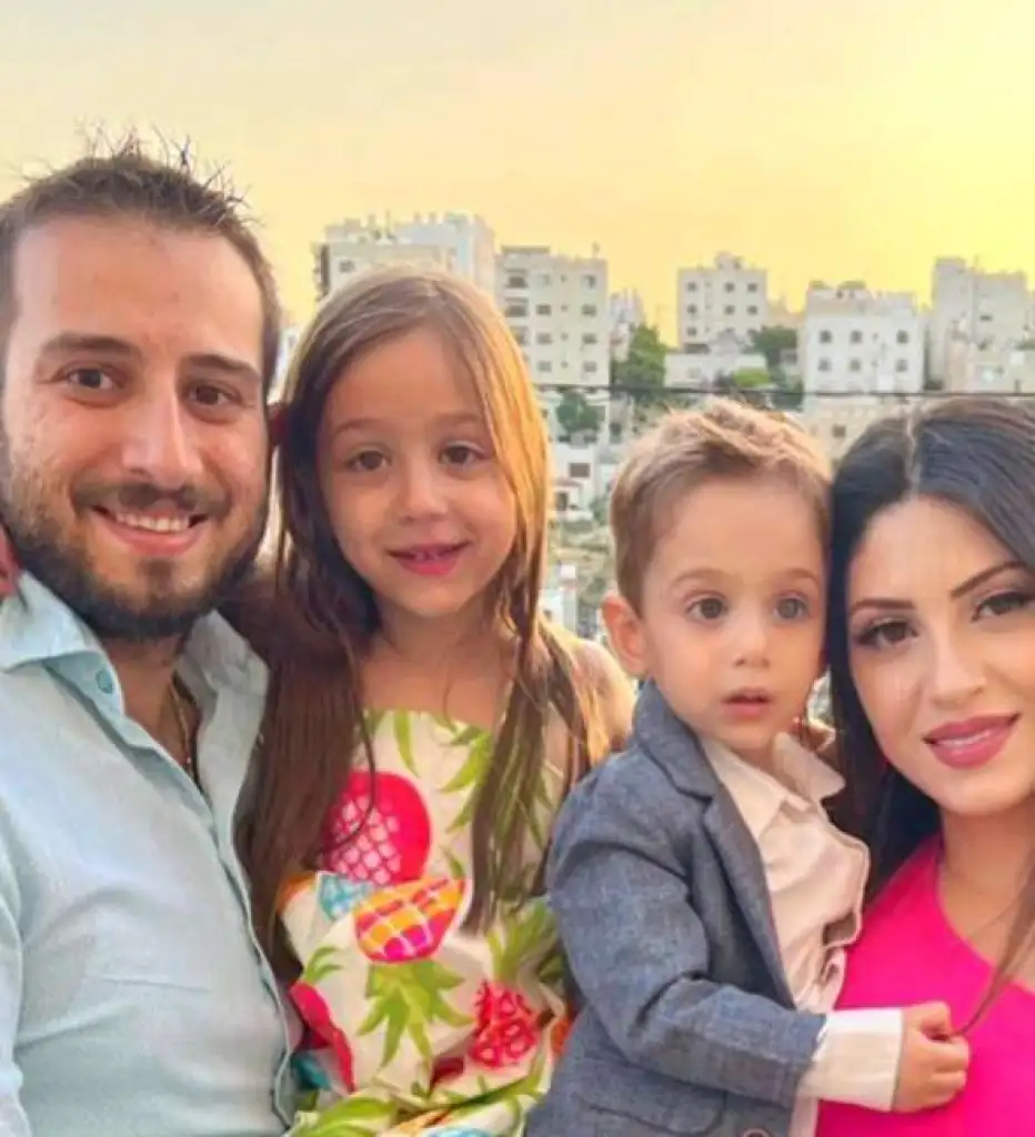 عيد سعيد (نايا ديب) .. منحبك قد الدنيا و أكثر