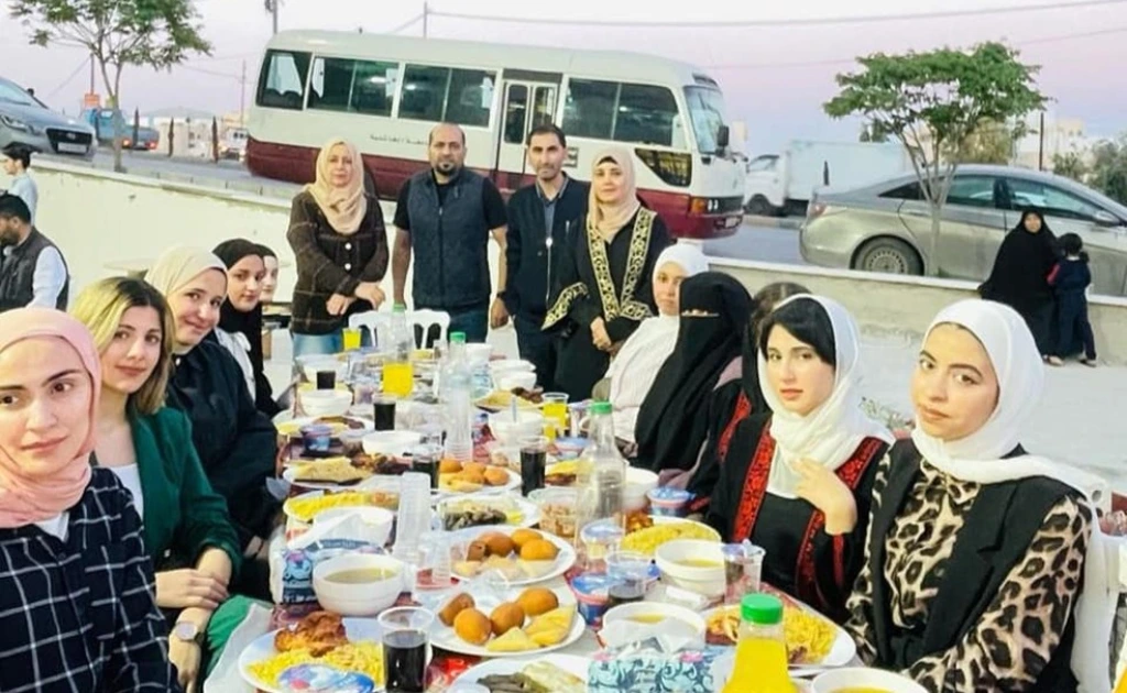 مأدبة إفطار لـ 100 طالبة من السكن الجامعي بالهاشمية