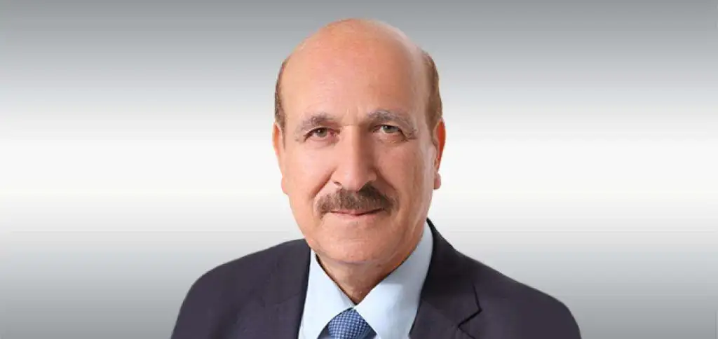وزير ثقافة أسبق لـ(صدى الشعب): الثورة الرقمية سحبت الأجيال من الكتاب إلى الشاشة