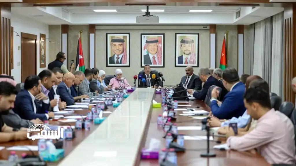 الخميس يحسم نقاشات (الإدارية المحلية) تمهيداً لوصوله تحت القبة
