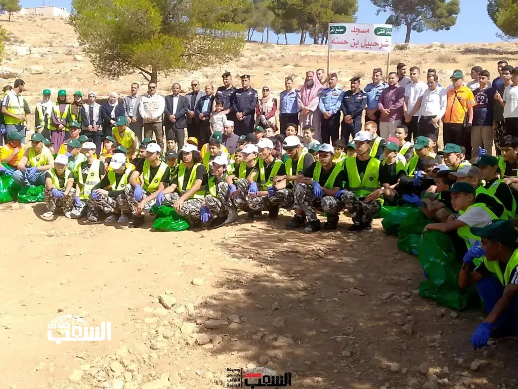 مديرية بيئة الزرقاء تطلق حملة نظافة في قضاء بيرين