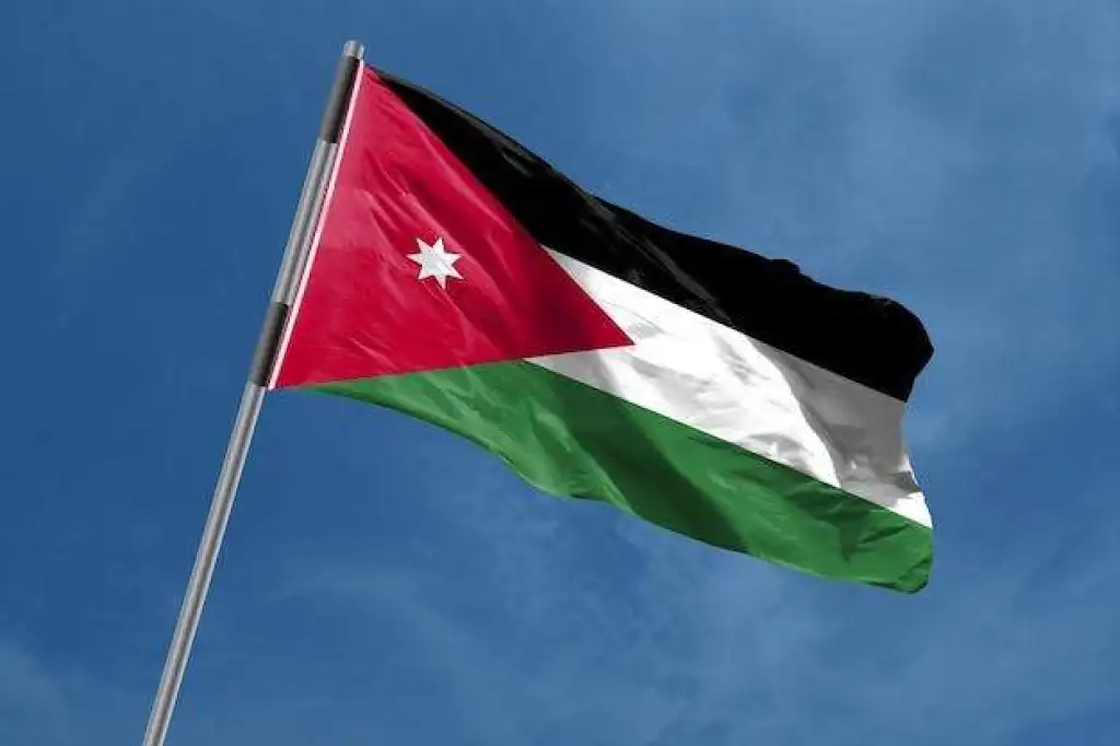 النقابات المهنية ترفع الاثنين العلم الأردني على سارية بارتفاع 20 متراً