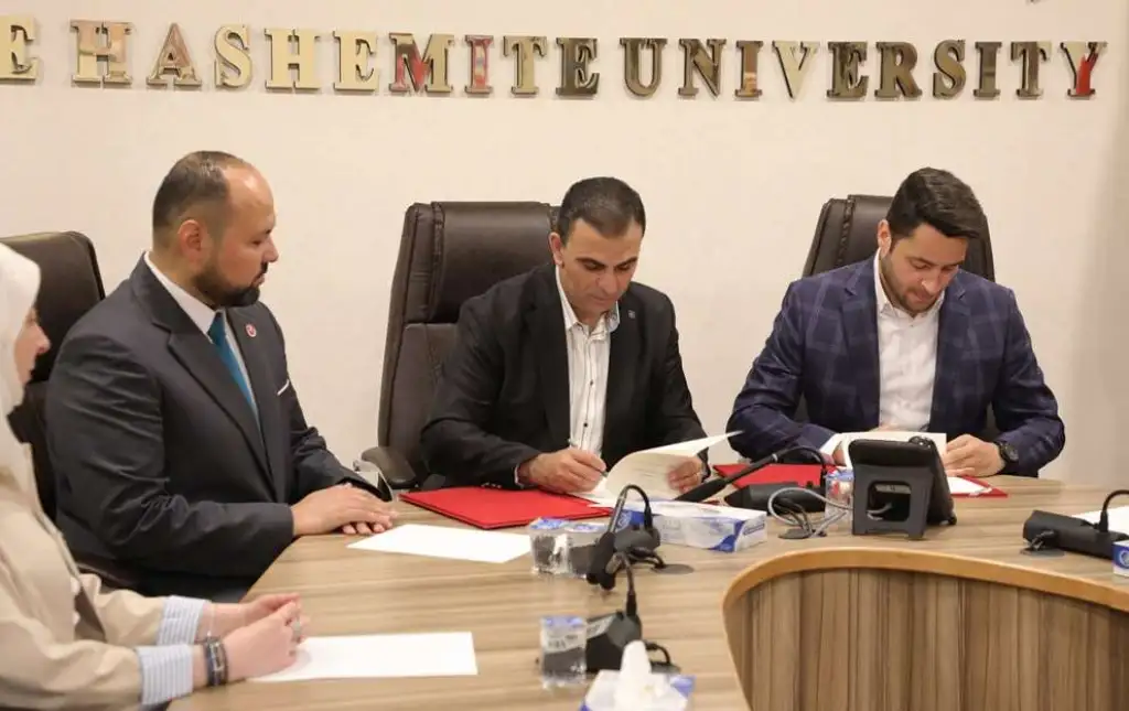 الجامعة الهاشمية ومؤسسة الرشد توقّعان مذكرة تفاهم لدعم الطلبة بالمهارات