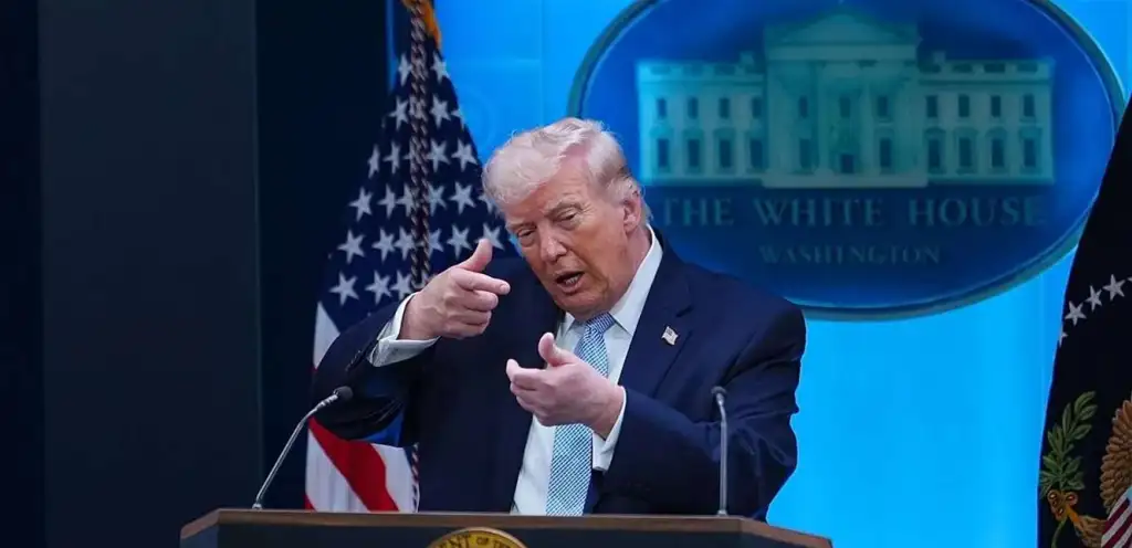 ترامب يخرج عن صمته أخيراً و يكشف عن "الحالة الصحية" لمجتبى خامنئي