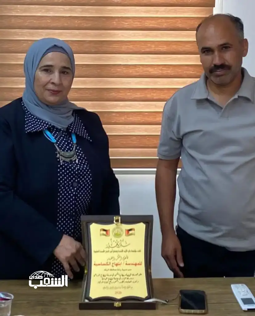 مؤسسة علي الأتيم للأسمدة العضوية تكرّم مديرة زراعة الزرقاء تقديرًا لجهودها في خدمة القطاع الزراعي
