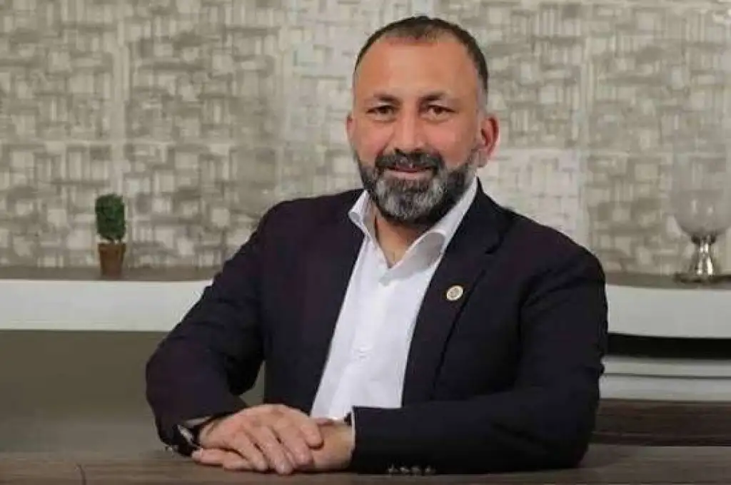 "بشار الحوامدة" يعلن استقالته من حزب "مسار"