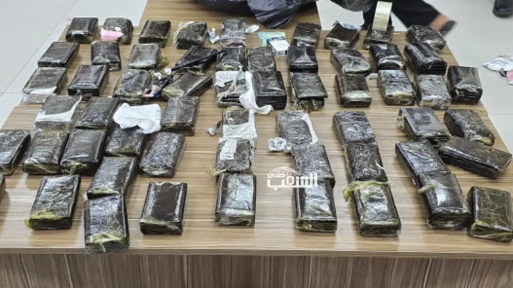 الجمارك تضبط 296 كفاً من الحشيش و 6 كيلوغرامات من "الماريغوانا"