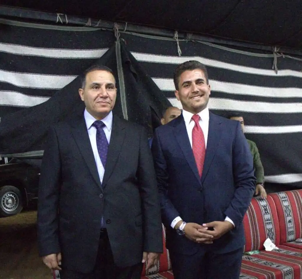 محافظ الزرقاء فراس أبو قاعود يحتفل بزفاف نجله المحامي معاوية وسط حضور رسمي وعشائري واسع .. صور
