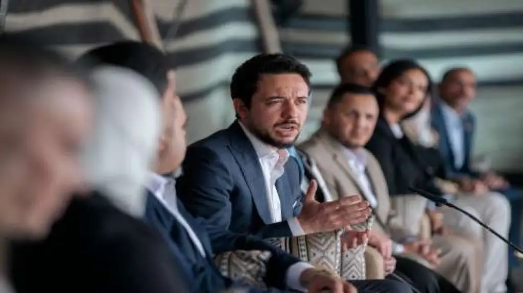 ولي العهد يُعرب عن تطلعه لأن يشهد العام الحالي حركة سياحية أفضل