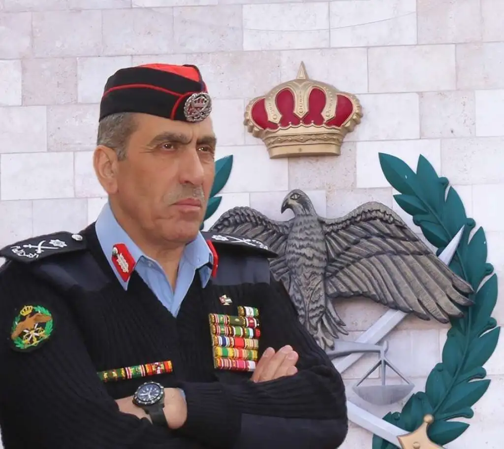 مدير الأمن العام الأسبق الحمود لـ"صدى الشعب": المخدرات عامل مباشر بالجرائم والأردن خط عبور رئيسي للتهريب