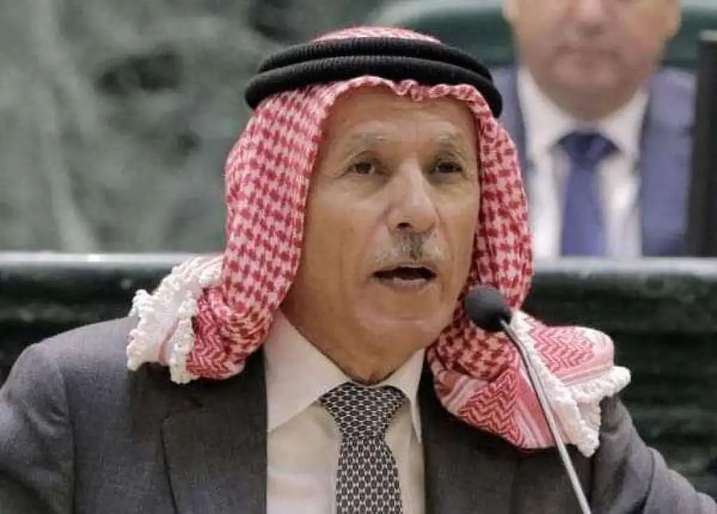 العرموطي: "بيان الحكومة لا فيه بصل ولا عسل"