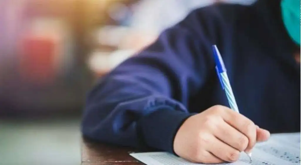 هل يساهم الامتحان التجريبي في تجهيز طلبة (التوجيهي) للامتحان الوزاري؟