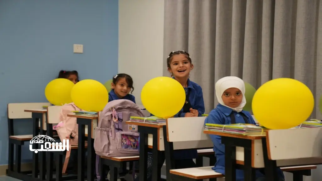 رئيس الوزراء يفتتح مدرسة غرناطة الثانوية المختلطة في لواء البادية الشمالية الغربية