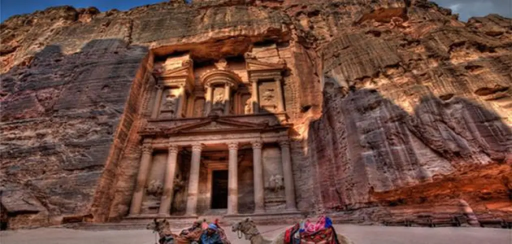 ارتفاع الدخل السياحي إلى 5 مليارات و557.6 مليون دولار في 8 أشهر