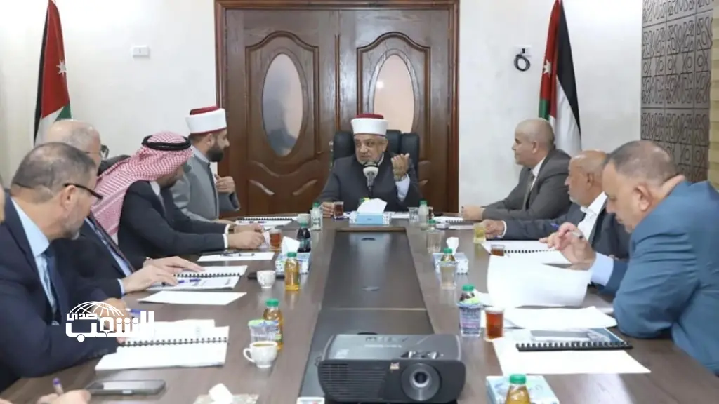 صندوق الزكاة يقر سداد ديون 117 غارمة وترميم 13 منزلاً لأسر محتاجة