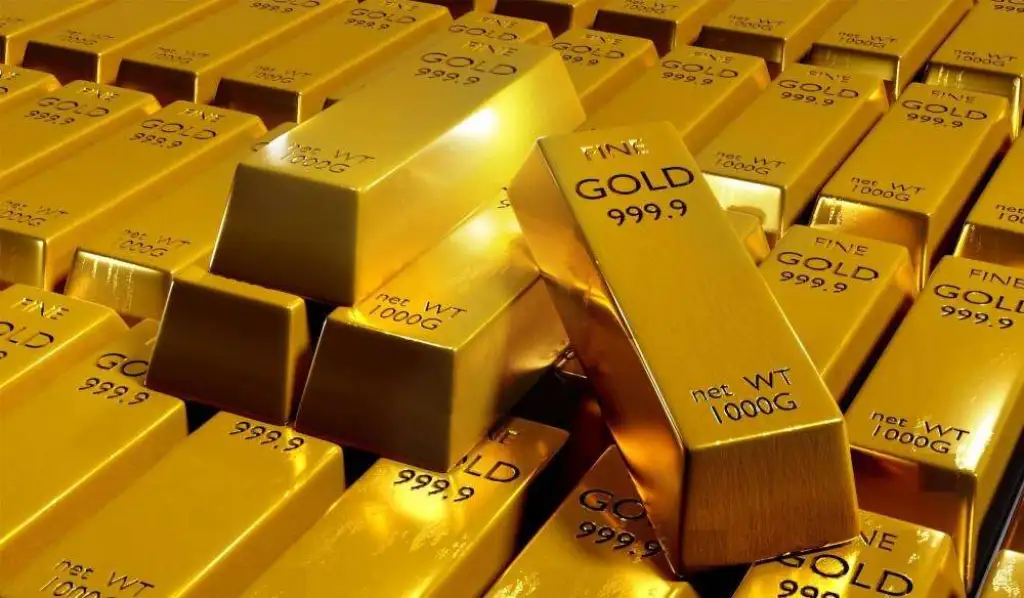 الذهب ينخفض مع ترقب المستثمرين لبيانات التضخم الأميركية