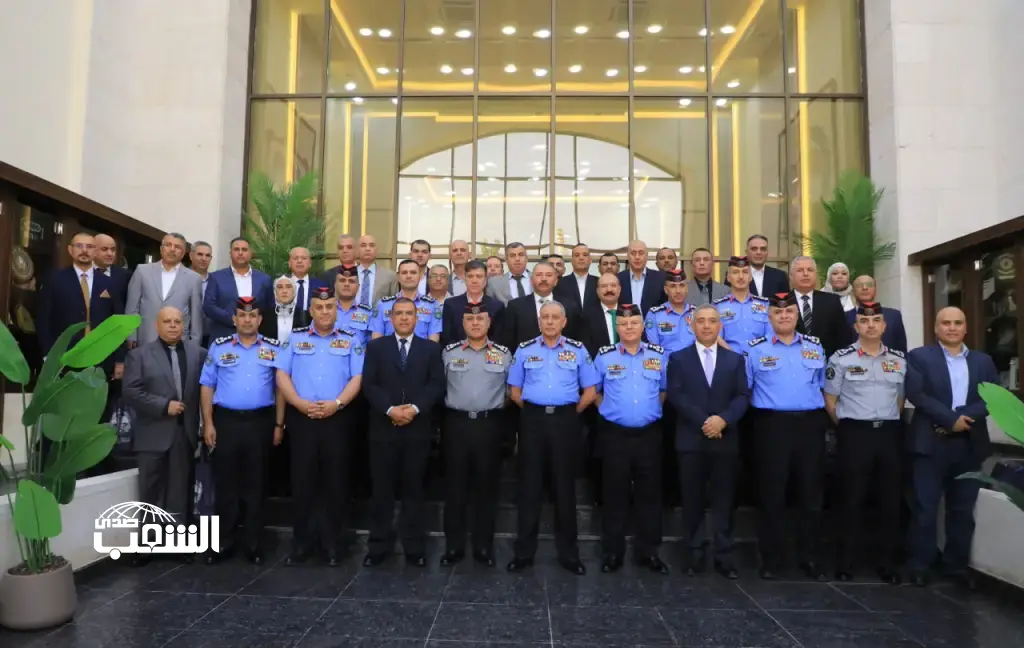 مدير الأمن العام يكرّم عدداً من الضباط المتقاعدين