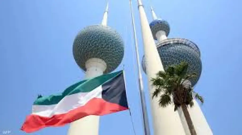 الكويت: السماح بالإقامة مدة 10 سنوات للمسحوبة جنسياتهم و شروط جديدة للإقامة ..تعرفوا عليها