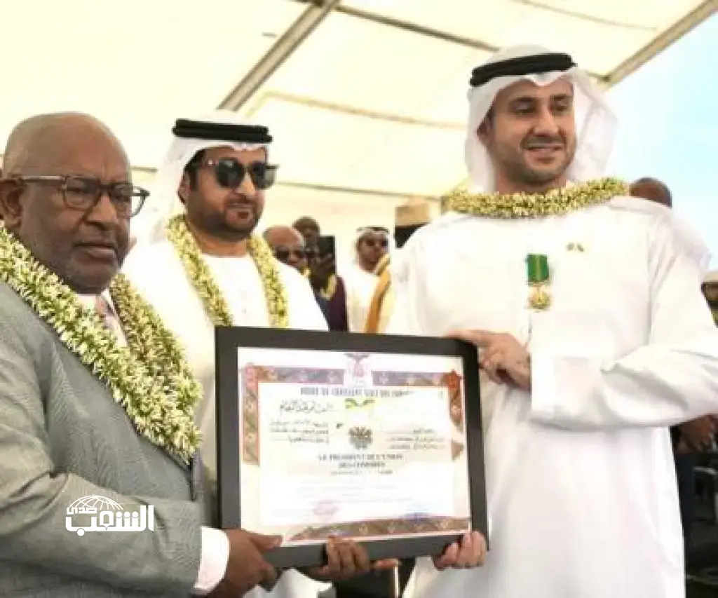 برتبة فارس وسام الهلال الأخضر .. رئيس جزر القمر يكرم المهندس "علي الشمري"