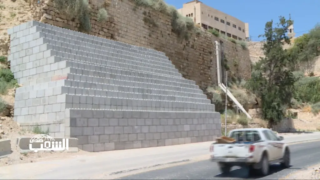 الحكومة: إنفاق 1.5 مليون دينار إضافية لمعالجة بؤر تصريف مياه الأمطار بالكرك