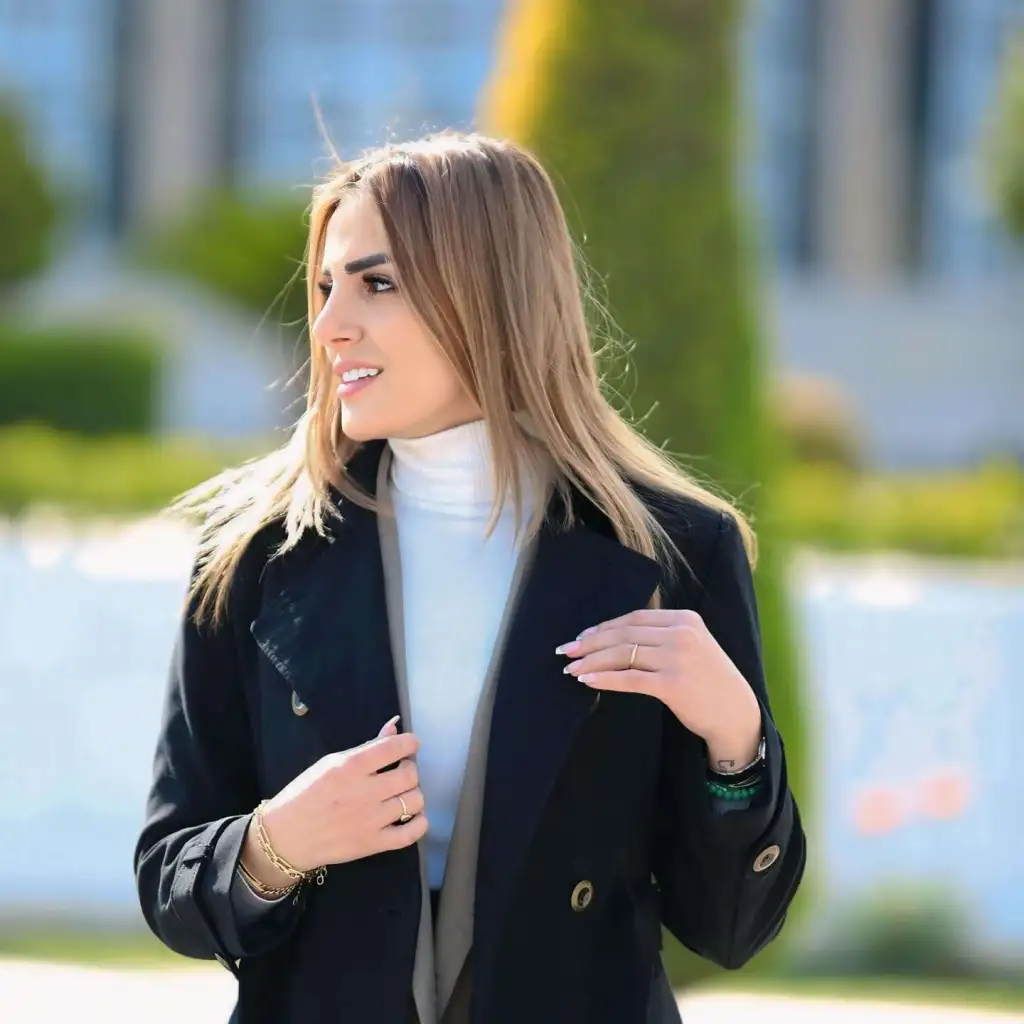 الزميلة (ذكريات البريزات) .. كل عام و أنتِ بألف خير و سعادة