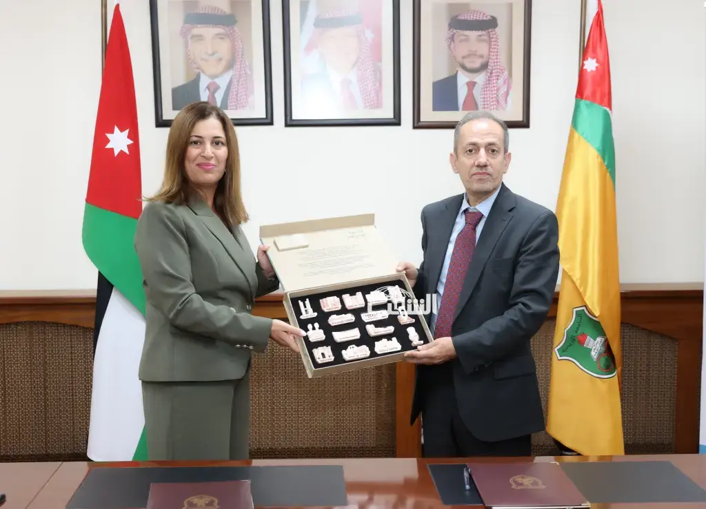 مركز زها الثقافي والجامعة الأردنية يوقّعان مذكرة تفاهم لتعزيز خدمة المجتمع وتمكين الشباب