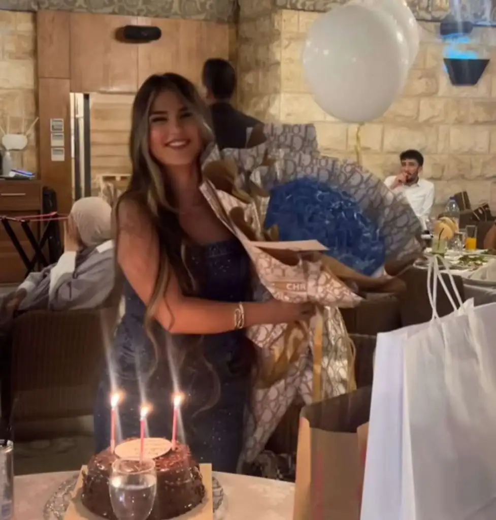 نور العزاوي تُهنىء ابنتها الغالية بعيد ميلادها: " كل عام وانتي زينة حياتي و قمري"